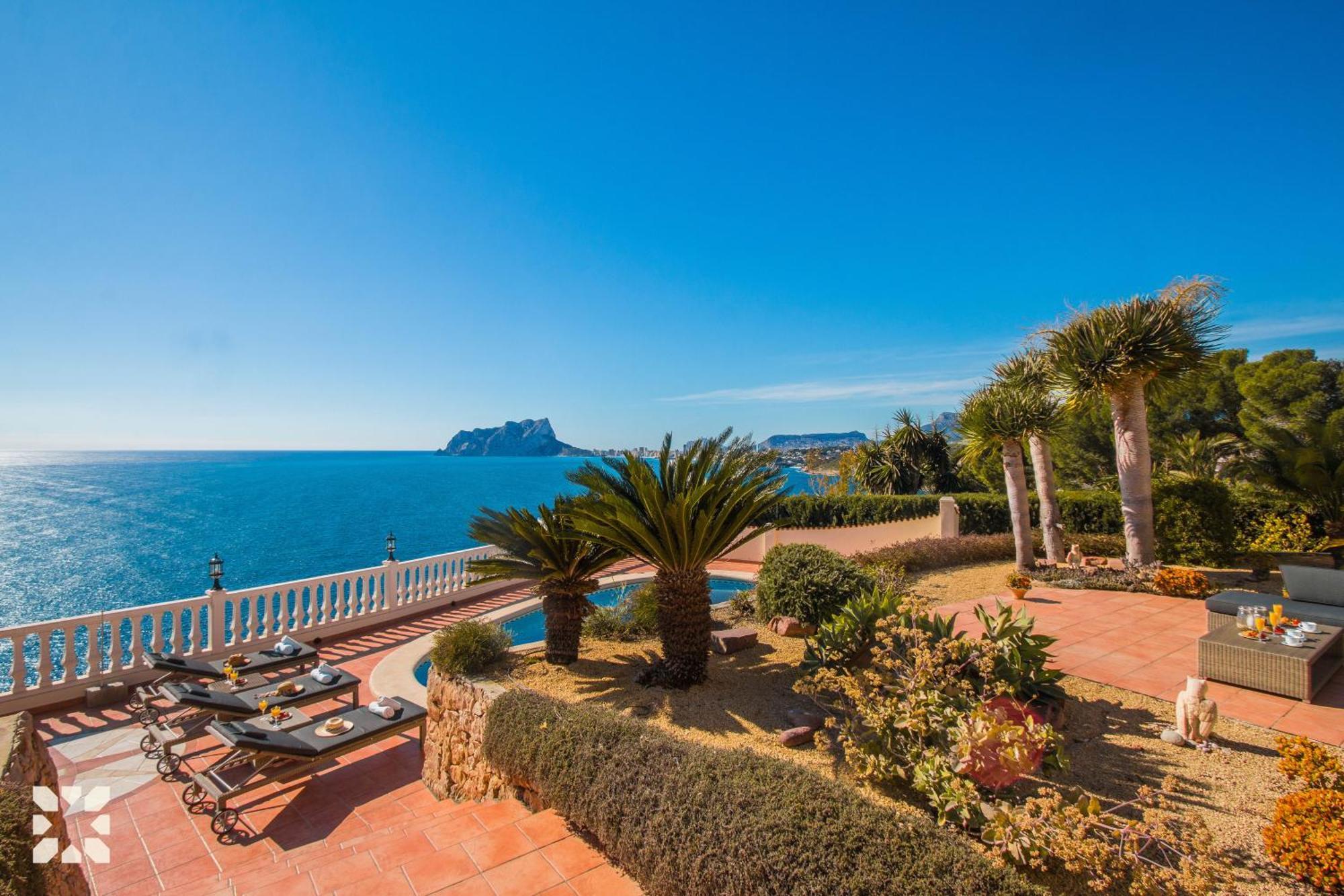 Villa Blue Sea By Abahana Villas Теулада Экстерьер фото